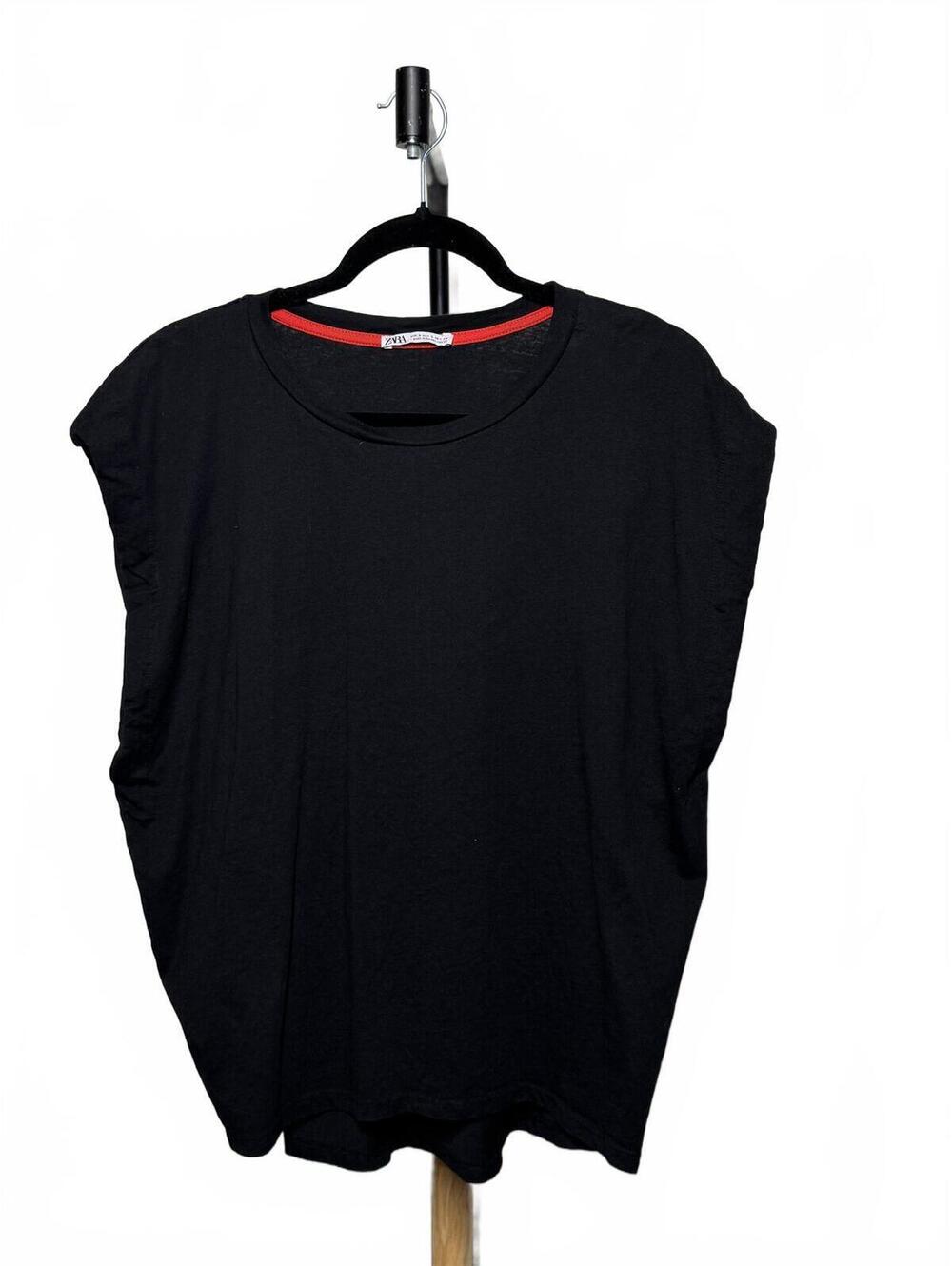 Zara Black Sleeveless Crewneck Top with Red Trim